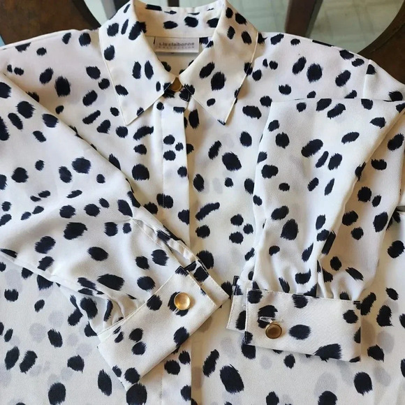 Liz Claiborne Shirt Top Women's Size 4 White Polyester Long Sleeve Button Down - Picture 4 of 6